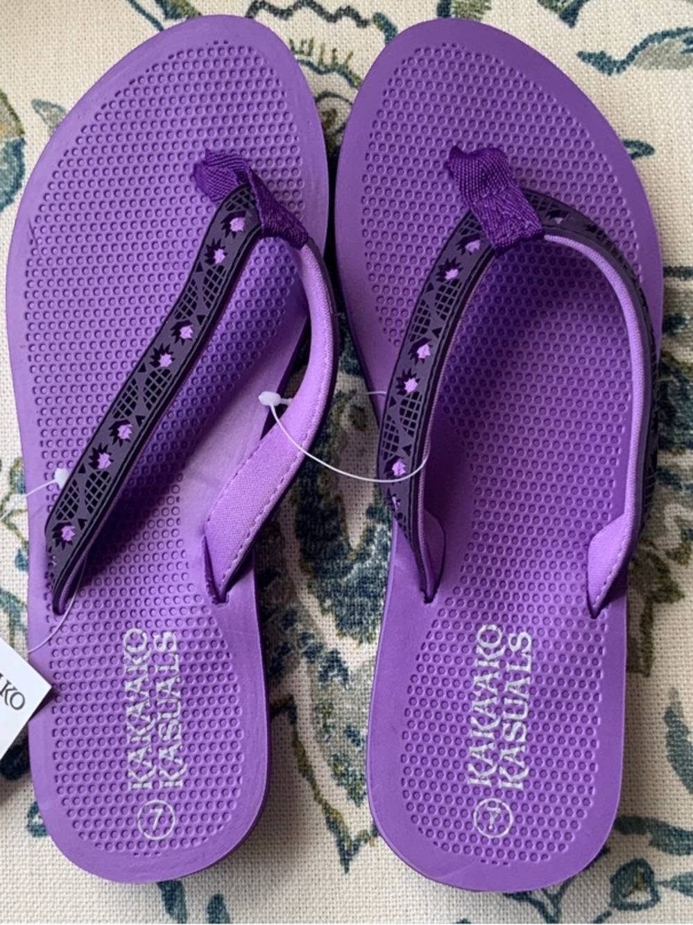 NWTS Purple Women's Flip Flop Sandals Women’s Size 7